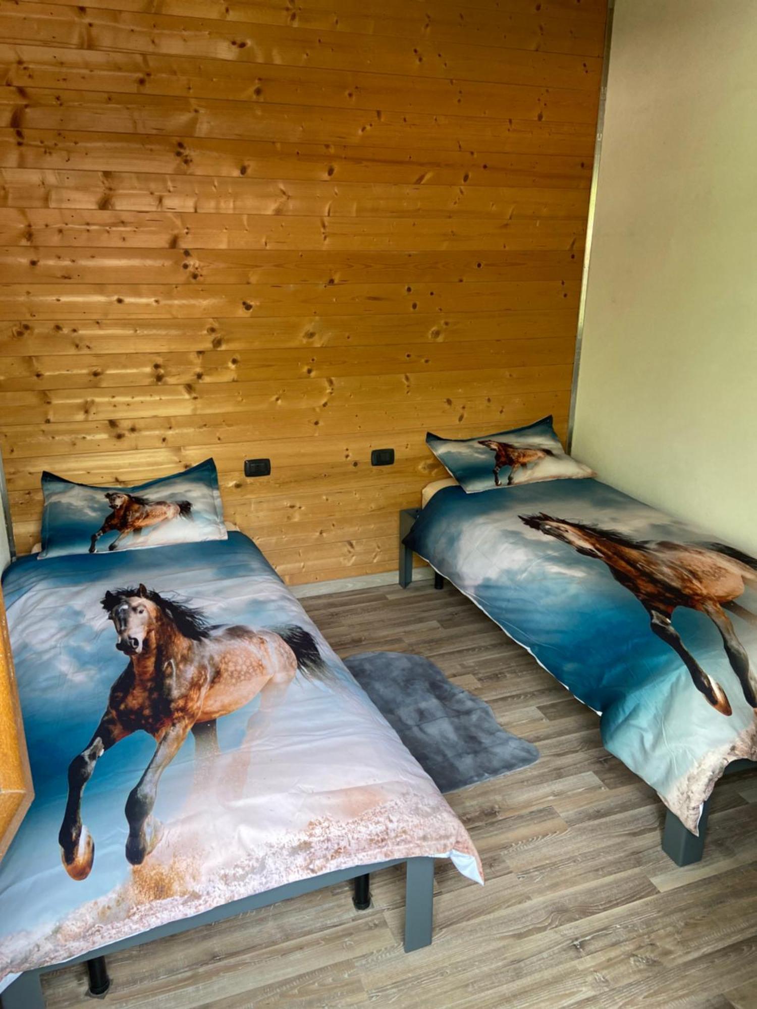 Horse Room Bagnasco المظهر الخارجي الصورة